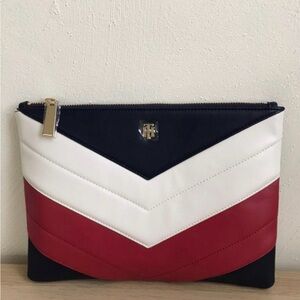 Tommy Hilfiger Clutch